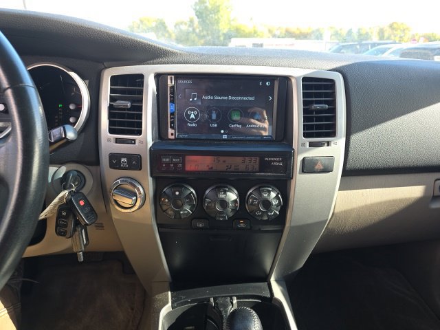 Used 2007 Toyota 4Runner SR5 AWD/4WD image 18