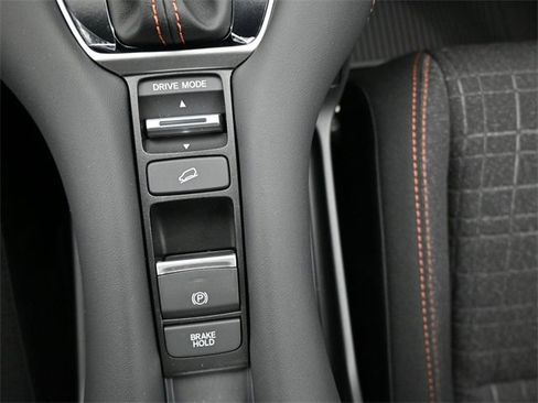 New 2026 Honda HR-V Sport image 17