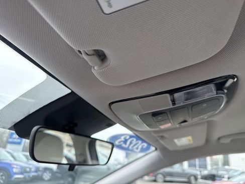 Used 2023 Hyundai Sonata SEL w/ Winter Weather Package image 35