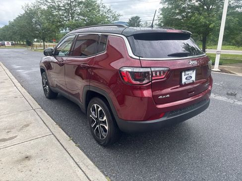 Used 2022 Jeep Compass Limited image 5
