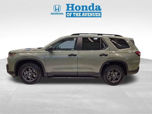 New 2026 Honda Pilot TrailSport image 4