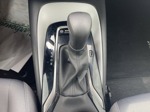 Used 2024 Toyota Corolla SE image 27