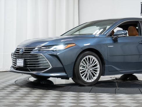 Used 2021 Toyota Avalon Limited w/ Protection Package (TMS) FWD image 25