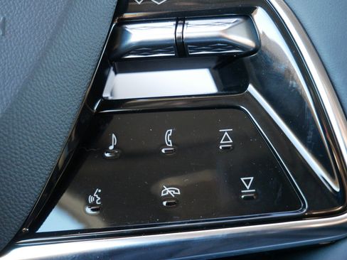 New 2026 Cadillac Optiq Sport 2 image 27