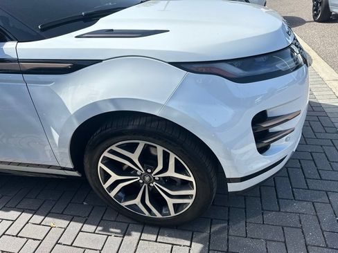 Used 2023 Land Rover Range Rover Evoque R-Dynamic SE AWD/4WD image 4