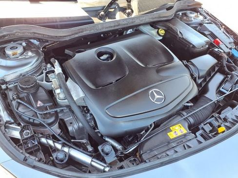 Used 2018 Mercedes-Benz CLA 250 4MATIC image 30