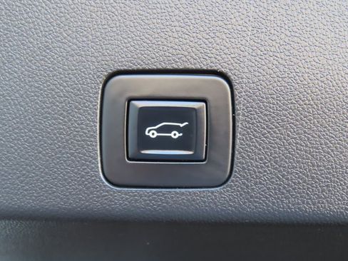 Used 2022 Buick Encore GX Select w/ Sport Touring Package image 29