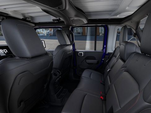 New 2026 Jeep Wrangler Unlimited Rubicon w/ Technology Group image 23