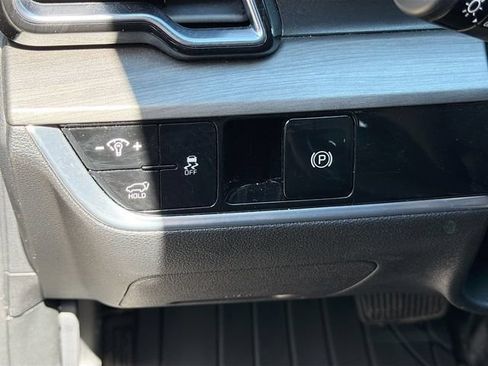 Used 2023 Kia Sportage X-Line w/ X-Line Premium Package AWD/4WD image 11