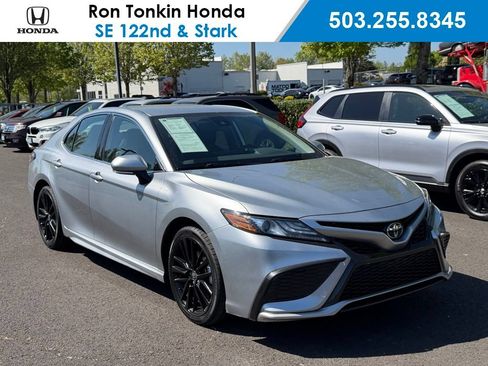 Used 2024 Toyota Camry XSE FWD image 1