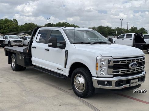 Used 2024 Ford F350 XL w/ XL Chrome Package RWD image 3