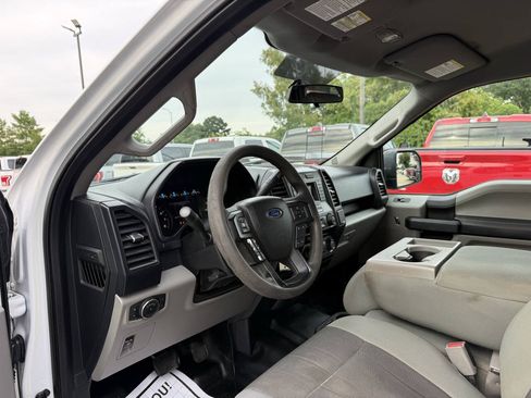 Used 2016 Ford F150 XL w/ Equipment Group 101A Mid AWD/4WD image 6