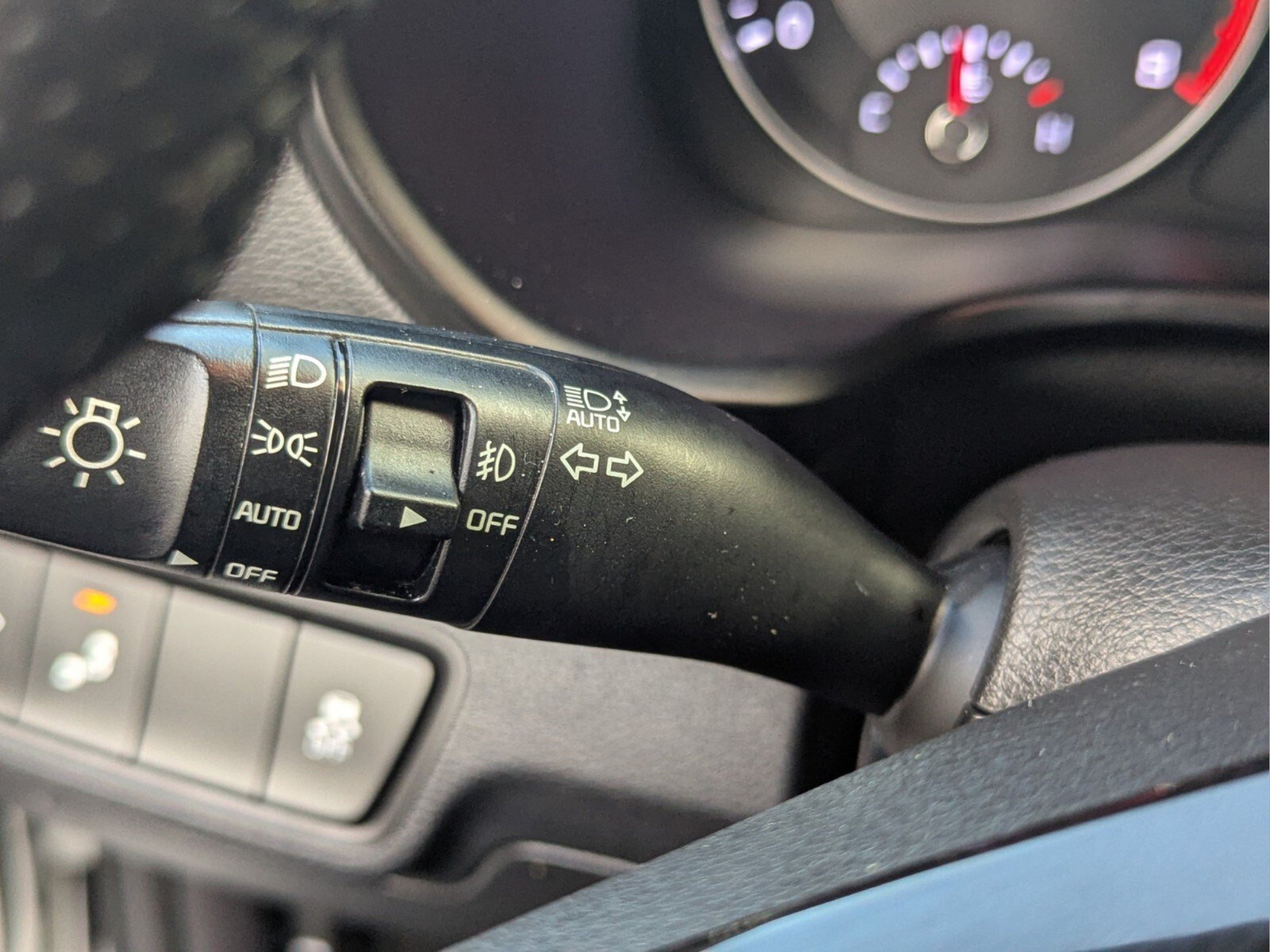Used 2022 Kia Forte GT-Line w/ GT-Line Premium Package FWD image 19