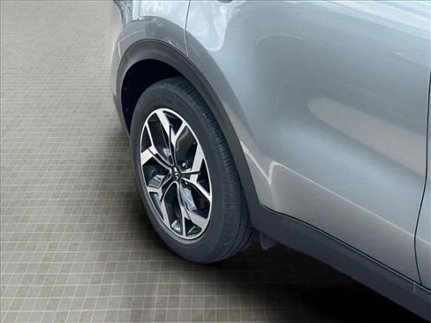 Used 2022 Kia Sportage EX w/ EX Technology Package AWD/4WD image 12