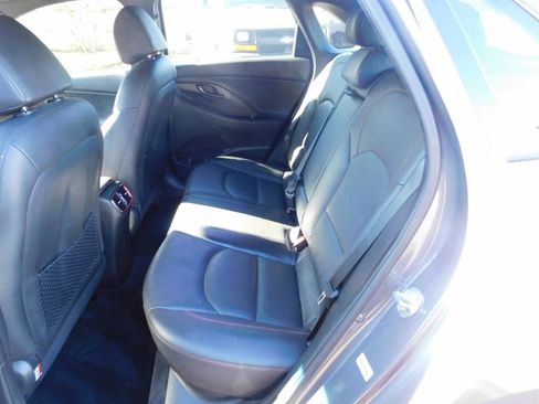 Used 2019 Hyundai Elantra GT N Line FWD image 5