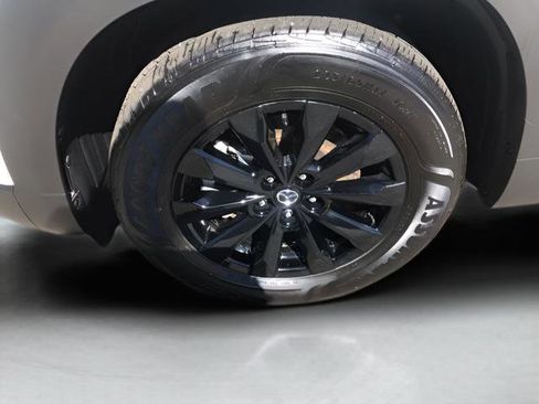 Used 2025 MAZDA CX-50 AWD 2.5 S w/ Premium Package image 8