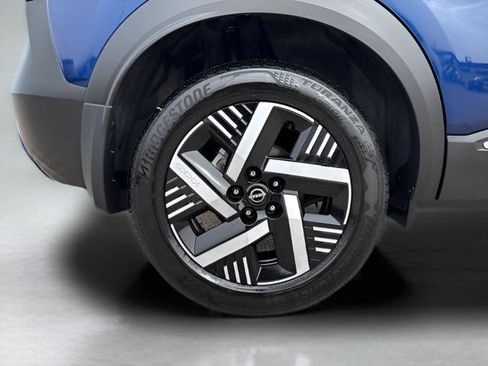 New 2025 Nissan Kicks SV w/ SV Premium Package image 25