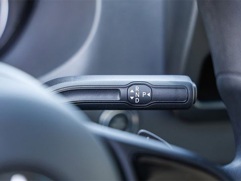 Used 2024 Mercedes-Benz Sprinter 4500 image 16