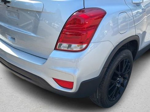 Used 2022 Chevrolet Trax LT w/ Sport Edition AWD/4WD image 35