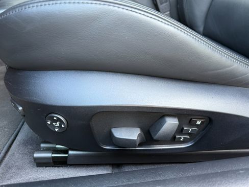 Used 2013 BMW M3 Coupe image 17