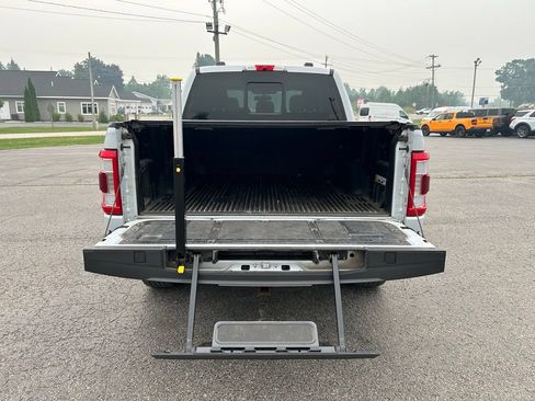 Used 2022 Ford F150 Lariat w/ Equipment Group 502A High AWD/4WD image 23