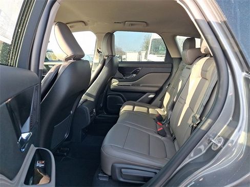 New 2026 Lincoln Corsair Premiere image 5