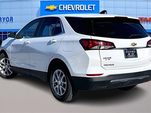 Used 2024 Chevrolet Equinox LT w/ LPO, Floor Liner Package image 4