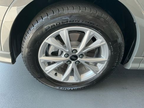 New 2025 Audi Q3 2.0T Premium image 21