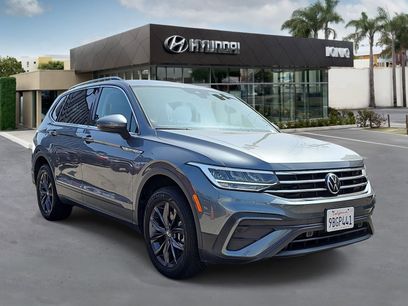 Used 2022 Volkswagen Tiguan SE