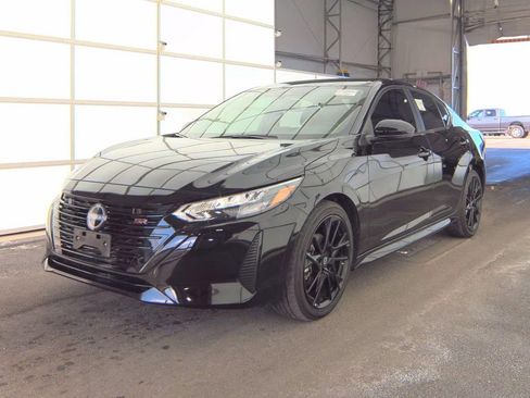 Certified 2025 Nissan Sentra SR w/ Midnight Edition image 2