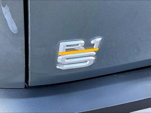 Used 2023 Rivian R1S Adventure AWD/4WD image 30