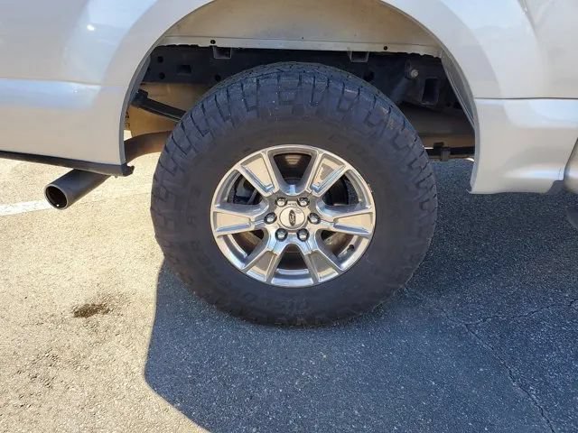 Used 2015 Ford F150 XLT w/ Equipment Group 302A Luxury AWD/4WD image 5