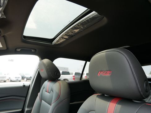 New 2026 Chevrolet Trax RS w/ Sunroof Package FWD image 18