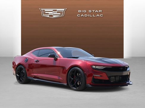 Used 2022 Chevrolet Camaro SS RWD image 7