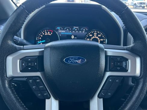Used 2016 Ford F150 Lariat image 23