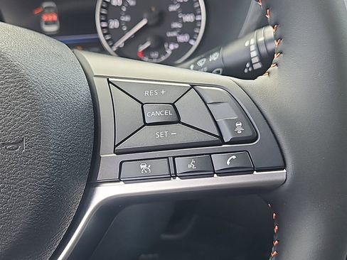 New 2025 Nissan Sentra SR image 10