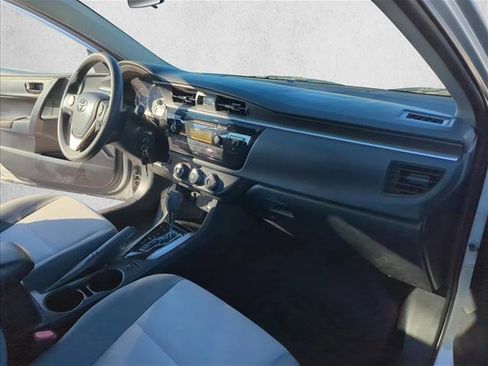 Used 2014 Toyota Corolla L image 29