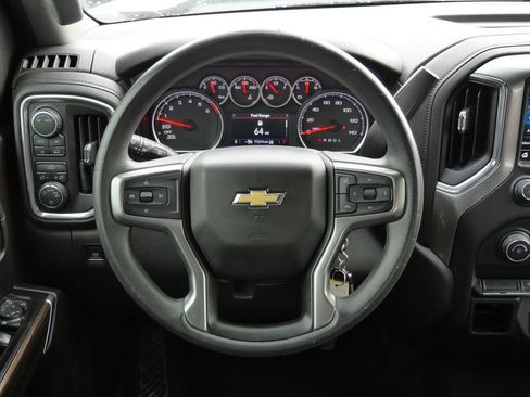 Used 2020 Chevrolet Silverado 1500 LT image 28