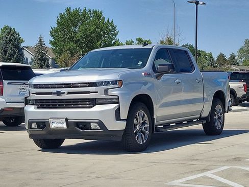 Used 2019 Chevrolet Silverado 1500 RST AWD/4WD image 4