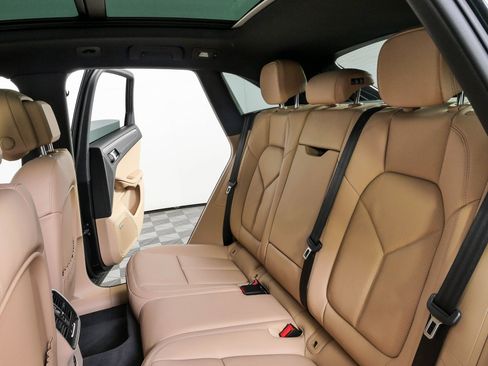 New 2026 Porsche Macan AWD/4WD image 22
