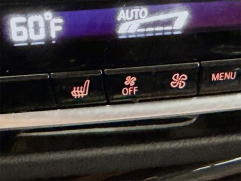 Used 2019 BMW 530i xDrive w/ Convenience Package image 14