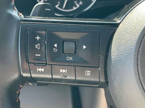Used 2023 Nissan Pathfinder Rock Creek AWD/4WD image 22