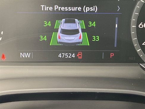 Certified 2022 Cadillac XT5 Premium Luxury w/ LPO, Floor Liner Package image 27