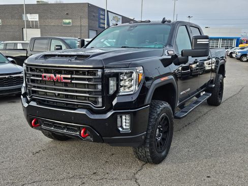 Used 2020 GMC Sierra 3500 AT4 w/ AT4 Premium Package image 8