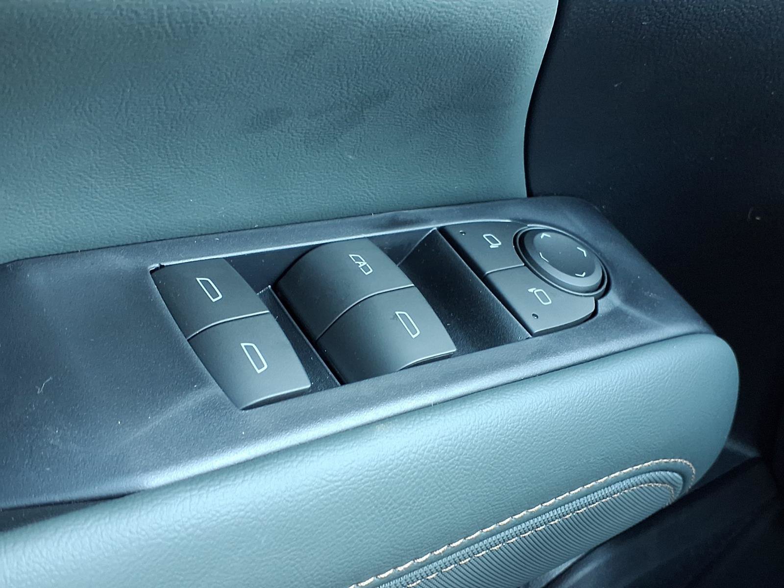 New 2027 GMC Terrain AT4 AWD/4WD image 13