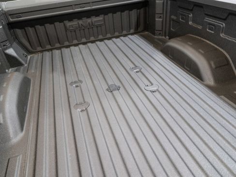 Used 2025 GMC Sierra 2500 Denali Ultimate image 12