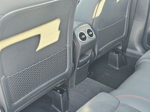 New 2025 Mercedes-Benz GLA 35 AMG 4MATIC image 24