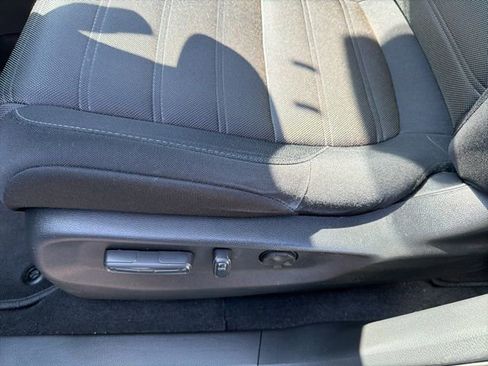 Used 2020 Honda CR-V EX image 9