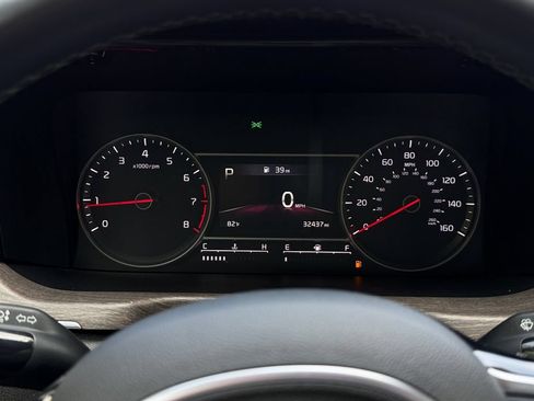 Certified 2023 Kia Sorento S w/ Panoramic Sunroof Package AWD/4WD image 27
