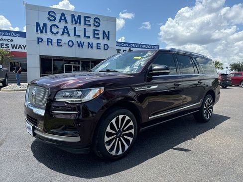 Used 2023 Lincoln Navigator L Reserve AWD/4WD image 1